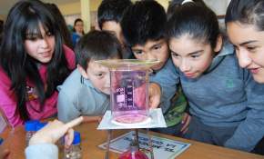 La “Ciencia Itinerante” visitó a niños del Colegio de Aplicación de Temuco